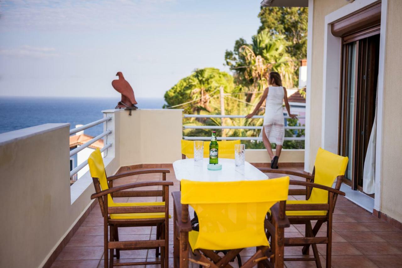 Odysseas Art Villa Poros  Buitenkant foto